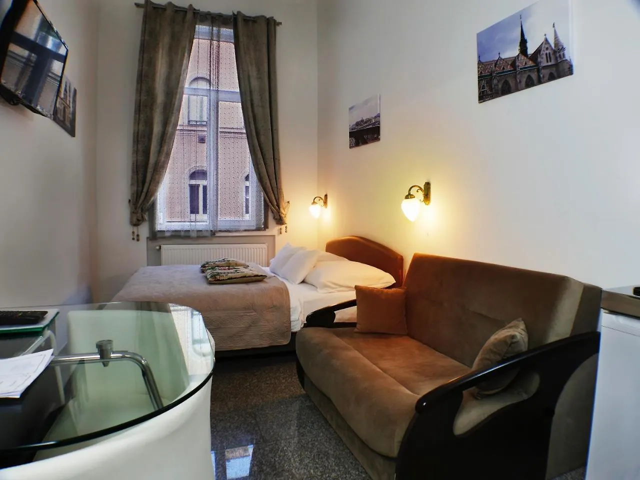 Happy Holiday Lux Apartments Budapest 0*,