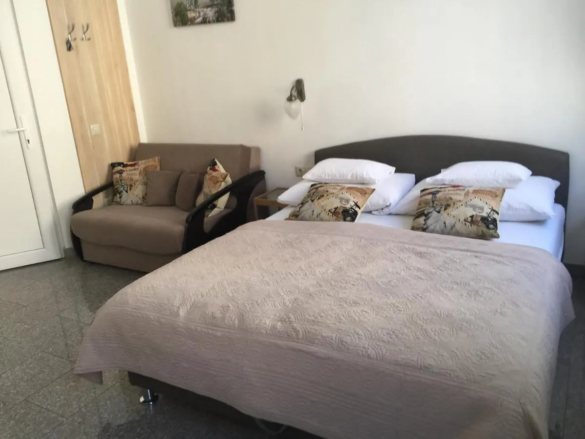Happy Holiday Lux Apartments Budapest